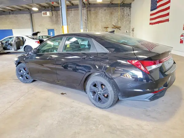 5NPLM4AGXPH102732 2023 HYUNDAI ELANTRA - Image 2