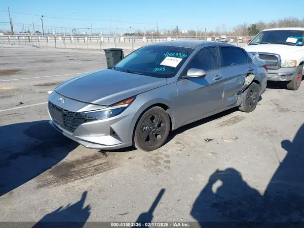 5NPLM4AGXPH104027 2023 HYUNDAI ELANTRA - Image 2