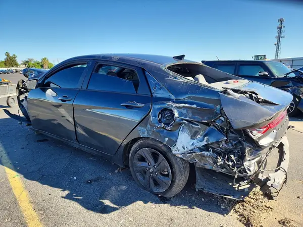 5NPLM4AGXPH104111 2023 HYUNDAI ELANTRA - Image 2