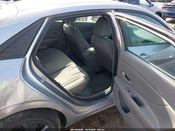 5NPLM4AGXPH110443 2023 HYUNDAI ELANTRA - Image 8
