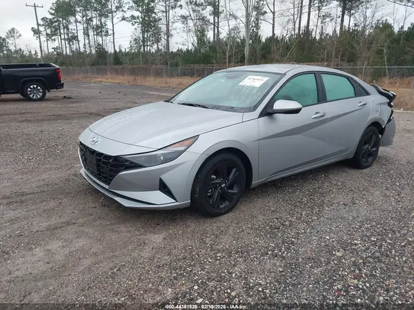 5NPLM4AGXPH112354 2023 HYUNDAI ELANTRA - Image 2