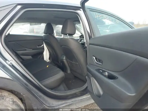 5NPLN4AG0MH008741 2021 HYUNDAI ELANTRA - Image 8