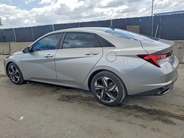 5NPLN4AG0MH017553 2021 HYUNDAI ELANTRA - Image 2