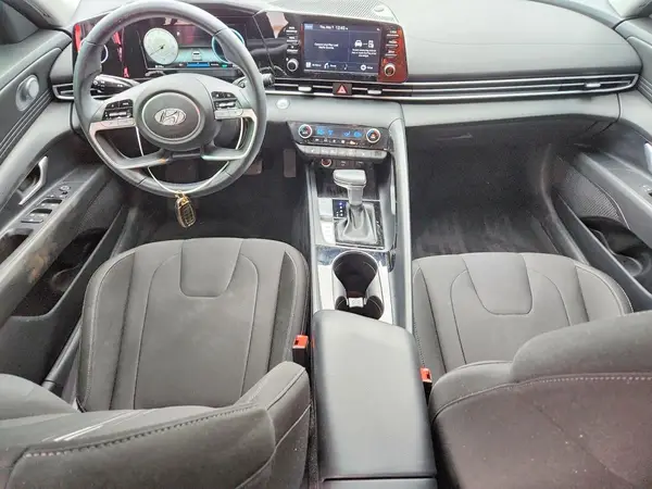 5NPLN4AG0MH043618 2021 HYUNDAI ELANTRA - Image 8