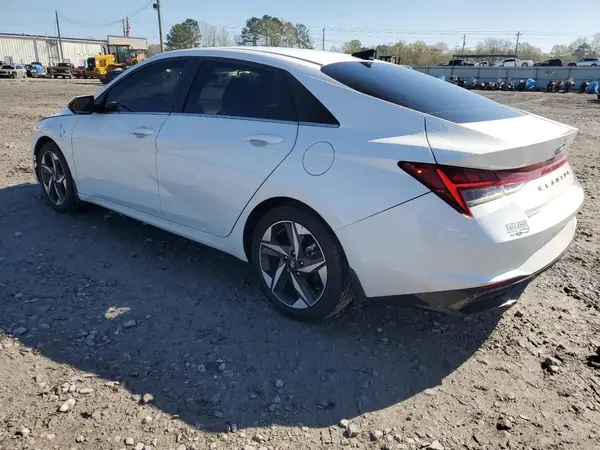 5NPLN4AG0NH064079 2022 HYUNDAI ELANTRA - Image 2