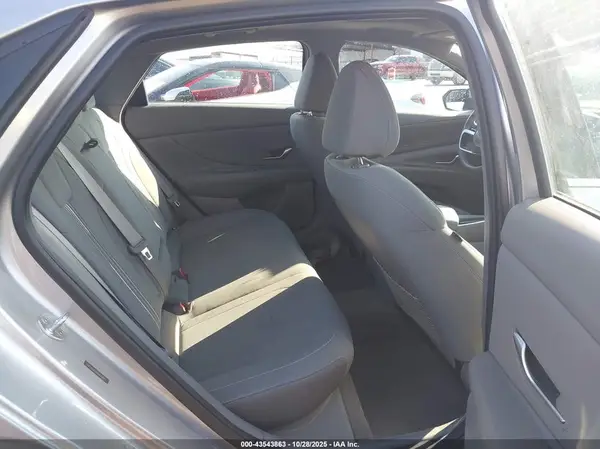 5NPLN4AG0NH064860 2022 HYUNDAI ELANTRA - Image 8