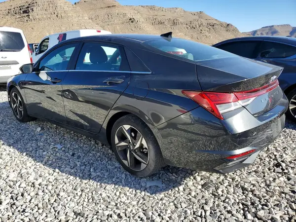 5NPLN4AG0NH072599 2022 HYUNDAI ELANTRA - Image 2