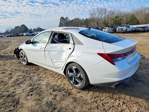 5NPLN4AG1MH034393 2021 HYUNDAI ELANTRA - Image 2