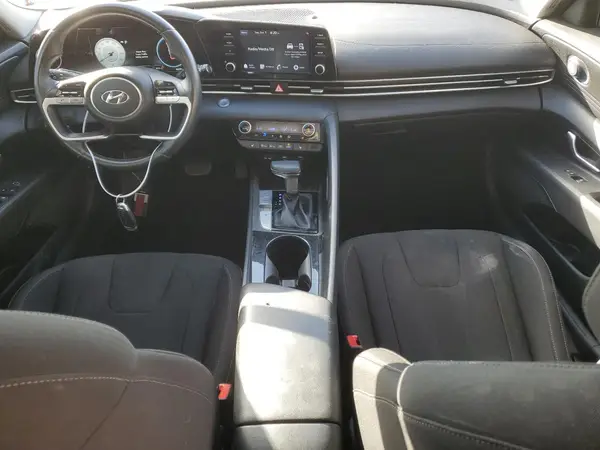 5NPLN4AG1NH057920 2022 HYUNDAI ELANTRA - Image 8