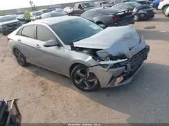 5NPLN4AG1NH062860 2022 HYUNDAI ELANTRA