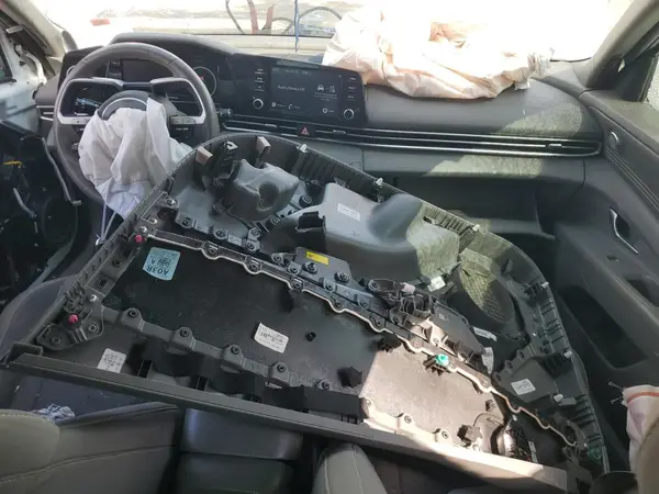 5NPLN4AG1NH072529 2022 HYUNDAI ELANTRA - Image 8