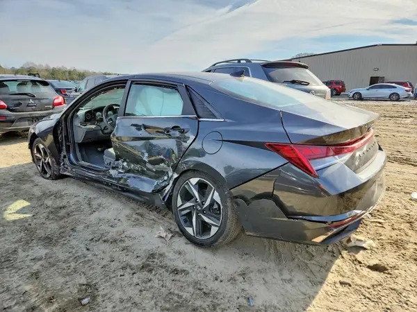 5NPLN4AG1NH075916 2022 HYUNDAI ELANTRA - Image 2