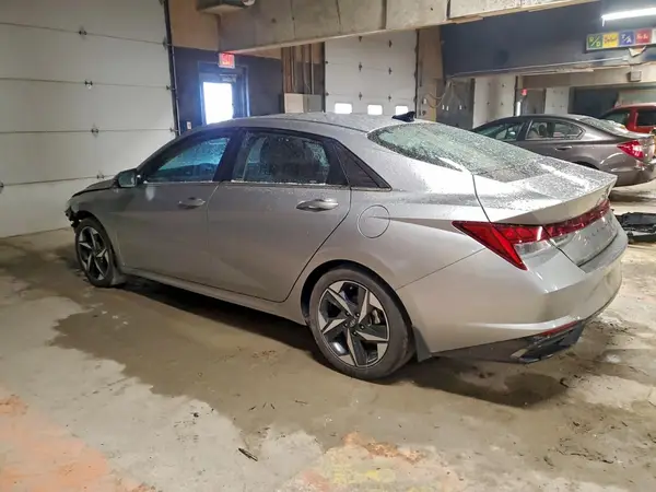5NPLN4AG1NH077651 2022 HYUNDAI ELANTRA - Image 2