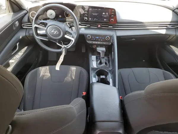 5NPLN4AG2MH031261 2021 HYUNDAI ELANTRA - Image 8