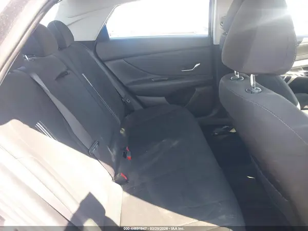 5NPLN4AG2NH058588 2022 HYUNDAI ELANTRA - Image 8