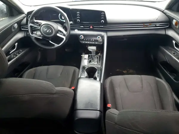 5NPLN4AG2NH062060 2022 HYUNDAI ELANTRA - Image 8