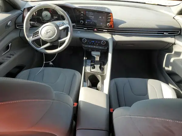 5NPLN4AG2NH063340 2022 HYUNDAI ELANTRA - Image 8