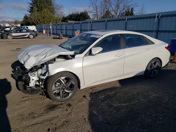 5NPLN4AG2NH074676 2022 HYUNDAI ELANTRA - Image 1