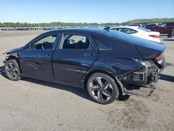 5NPLN4AG2NH077691 2022 HYUNDAI ELANTRA - Image 2