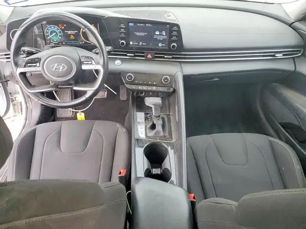 5NPLN4AG3MH001962 2021 HYUNDAI ELANTRA - Image 8