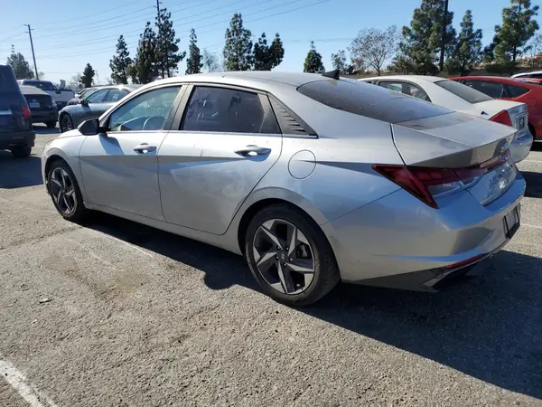 5NPLN4AG3MH025663 2021 HYUNDAI ELANTRA - Image 2