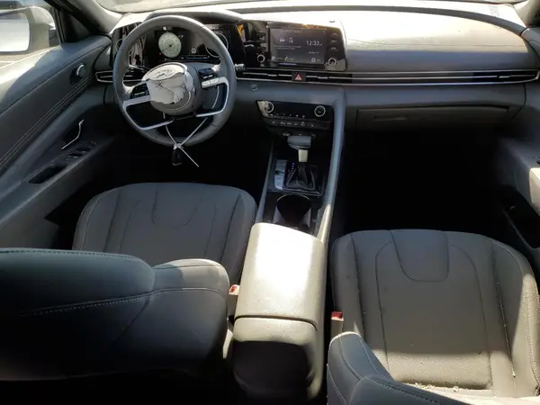 5NPLN4AG3MH025663 2021 HYUNDAI ELANTRA - Image 8
