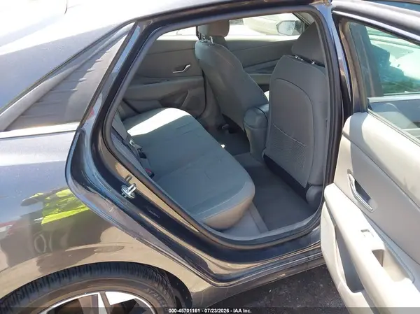 5NPLN4AG3MH037666 2021 HYUNDAI ELANTRA - Image 8
