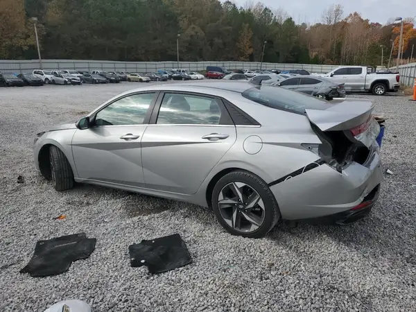 5NPLN4AG3NH063606 2022 HYUNDAI ELANTRA - Image 2