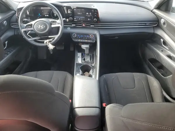 5NPLN4AG3NH063606 2022 HYUNDAI ELANTRA - Image 8