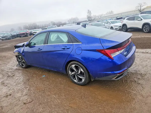 5NPLN4AG3NH082835 2022 HYUNDAI ELANTRA - Image 2