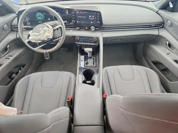 5NPLN4AG3NH082835 2022 HYUNDAI ELANTRA - Image 8