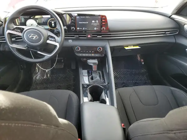 5NPLN4AG4MH012470 2021 HYUNDAI ELANTRA - Image 8