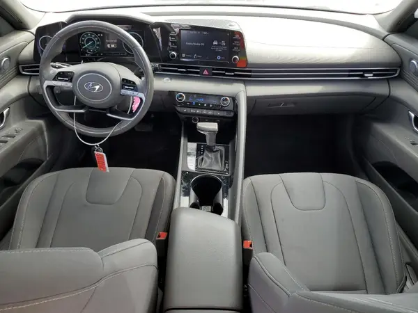 5NPLN4AG4MH012811 2021 HYUNDAI ELANTRA - Image 8