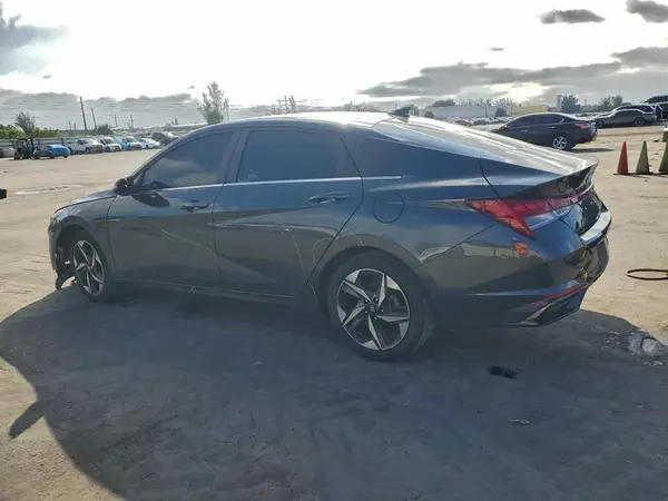 5NPLN4AG4MH024098 2021 HYUNDAI ELANTRA - Image 2