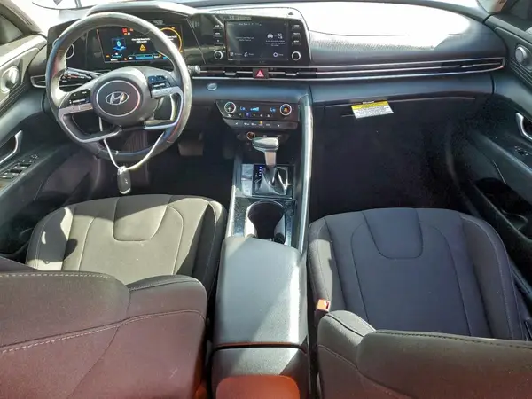 5NPLN4AG4MH024098 2021 HYUNDAI ELANTRA - Image 8