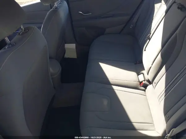 5NPLN4AG4MH026286 2021 HYUNDAI ELANTRA - Image 8