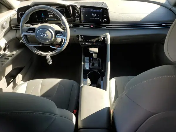 5NPLN4AG4MH039040 2021 HYUNDAI ELANTRA - Image 8