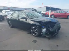 5NPLN4AG4NH058026 2022 HYUNDAI ELANTRA