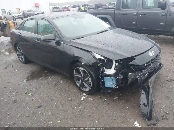 5NPLN4AG4NH069978 2022 HYUNDAI ELANTRA - Image 1