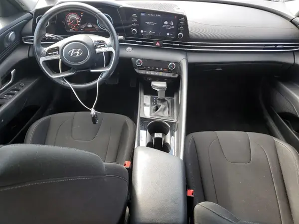 5NPLN4AG4NH072167 2022 HYUNDAI ELANTRA - Image 8