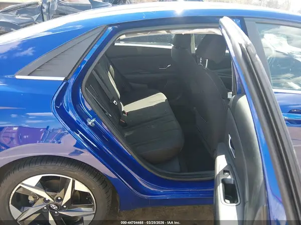 5NPLN4AG4NH080950 2022 HYUNDAI ELANTRA - Image 8