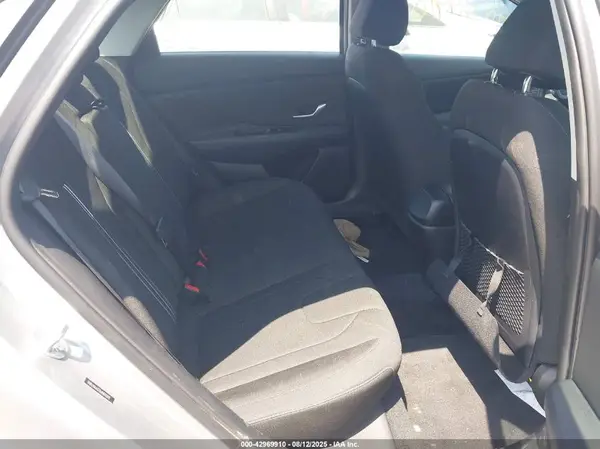 5NPLN4AG5MH014292 2021 HYUNDAI ELANTRA - Image 8
