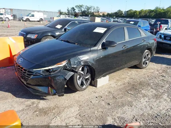 5NPLN4AG5MH014535 2021 HYUNDAI ELANTRA - Image 2