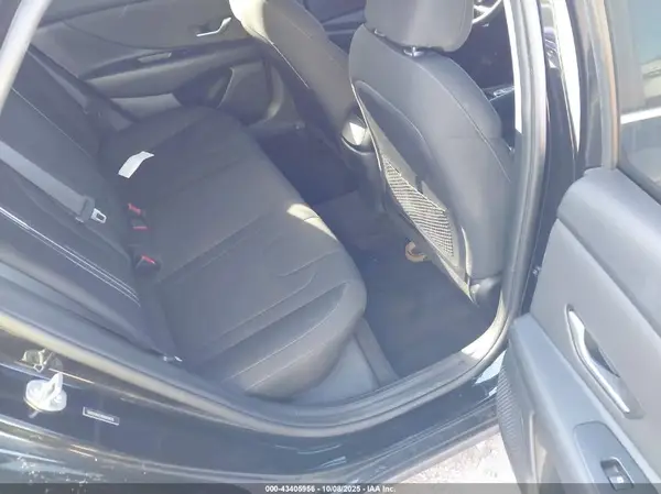 5NPLN4AG5MH014535 2021 HYUNDAI ELANTRA - Image 8