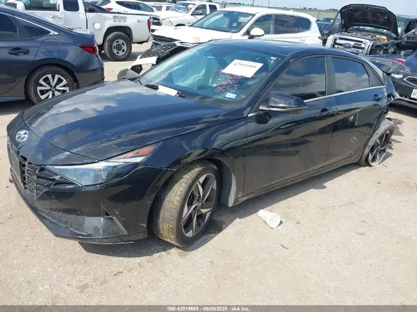5NPLN4AG5MH021226 2021 HYUNDAI ELANTRA - Image 2
