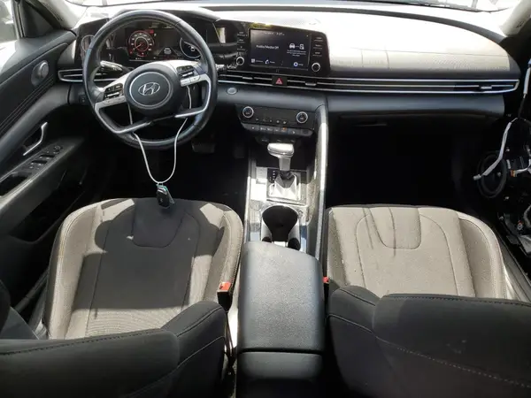 5NPLN4AG5MH024403 2021 HYUNDAI ELANTRA - Image 8
