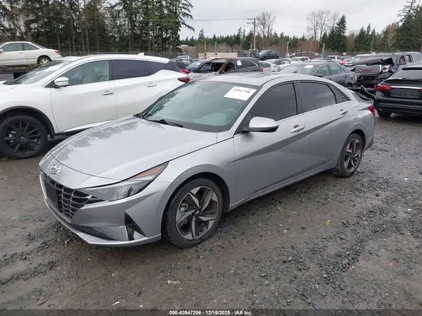 5NPLN4AG5MH042075 2021 HYUNDAI ELANTRA - Image 2