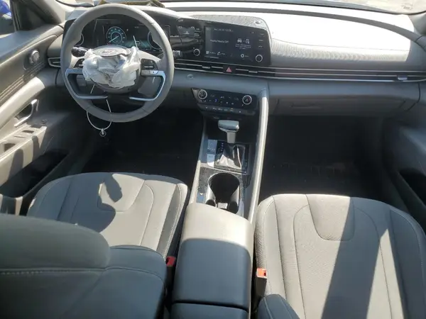 5NPLN4AG5MH043842 2021 HYUNDAI ELANTRA - Image 8