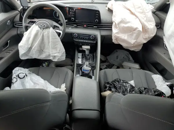 5NPLN4AG5NH058293 2022 HYUNDAI ELANTRA - Image 8