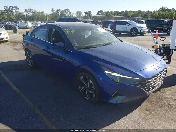 5NPLN4AG5NH067205 2022 HYUNDAI ELANTRA - Image 1